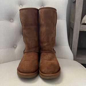 UGG Women's Classic Tall II Boot - Size 7